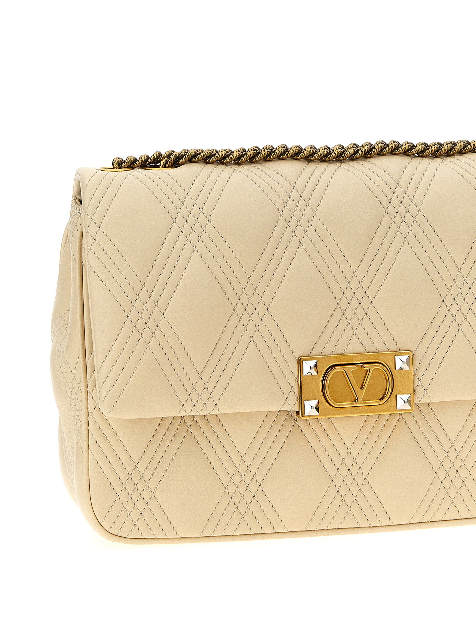 Valentino Garavani Quiltie 67 M Shoulder Bag